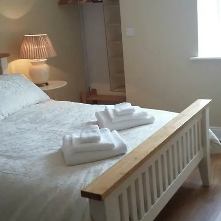 아파트 Glenbower House *